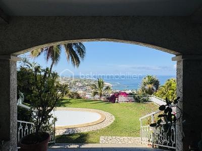 Villa - 230 m² - 5 pièces