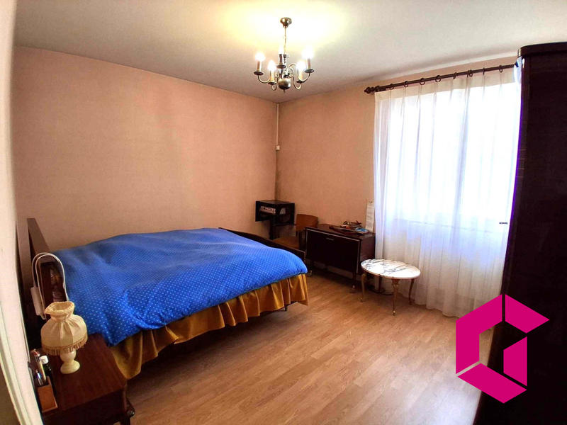 Maison - 186 m² - 5 pièces