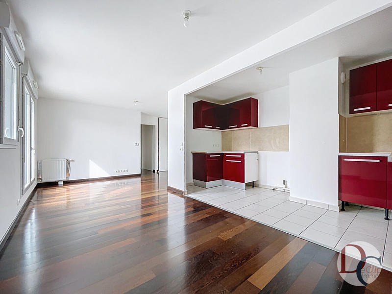 Appartement - 75 m² - 4 pièces