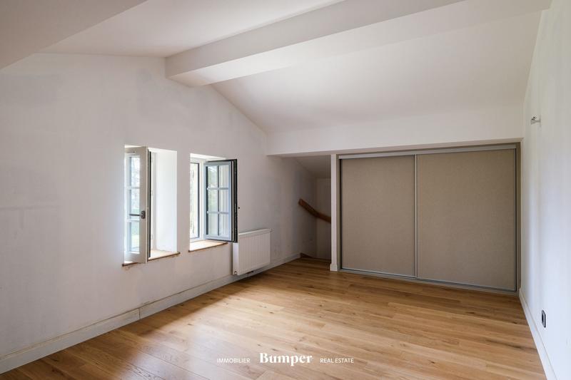 Maison ancienne - 187 m² - 5 pièces