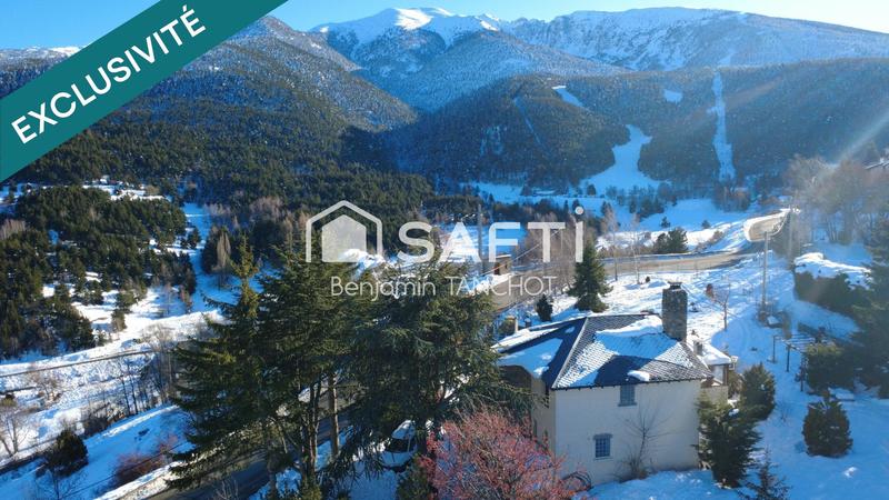 Maison - 250 m² - 6 pièces