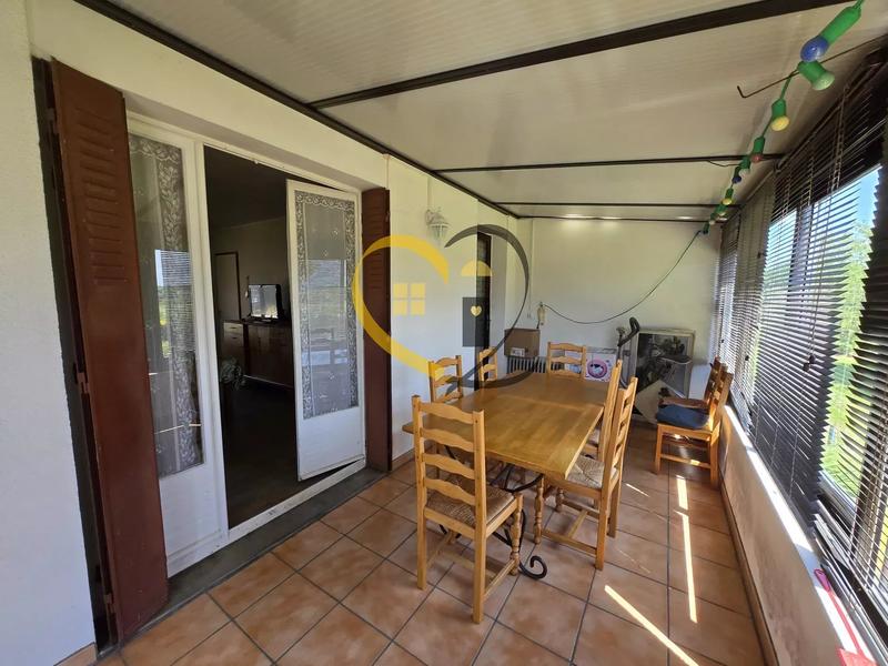 Maison - 98 m² - 4 pièces