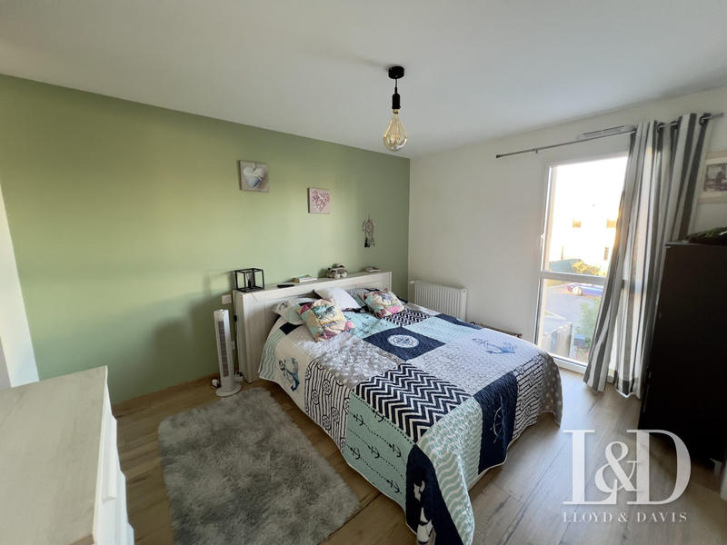 Maison contemporaine - 130 m² - 10 pièces