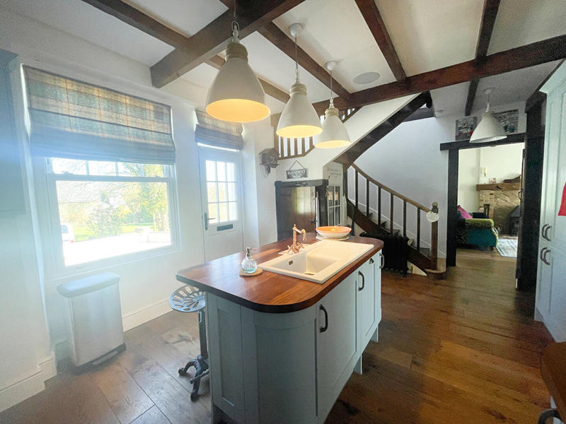 Maison - 110 m² - 5 pièces