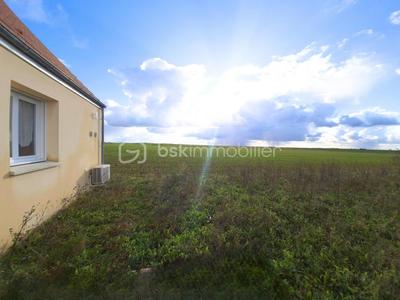 Maison - 104 m² - 6 pièces