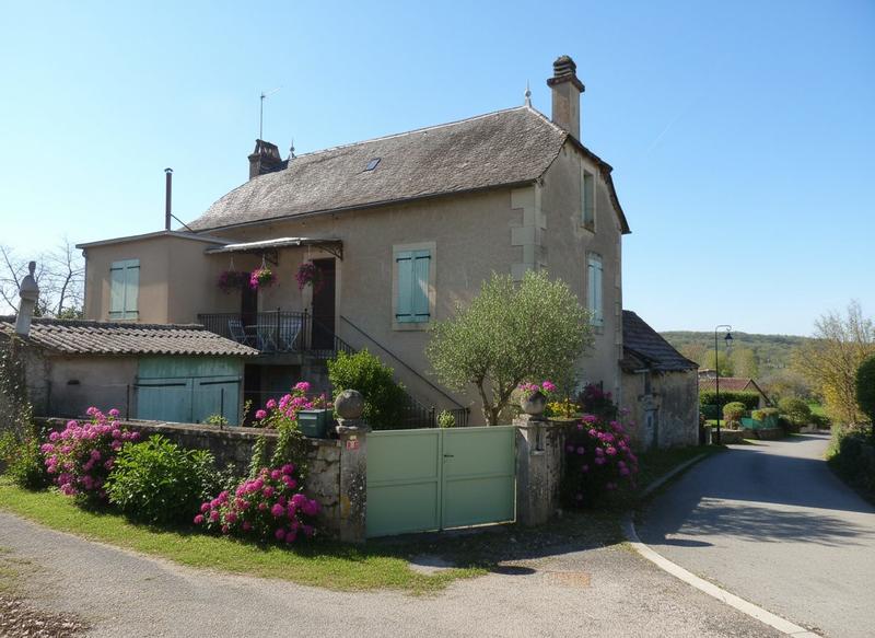 Maison ancienne - 93 m² - 4 pièces