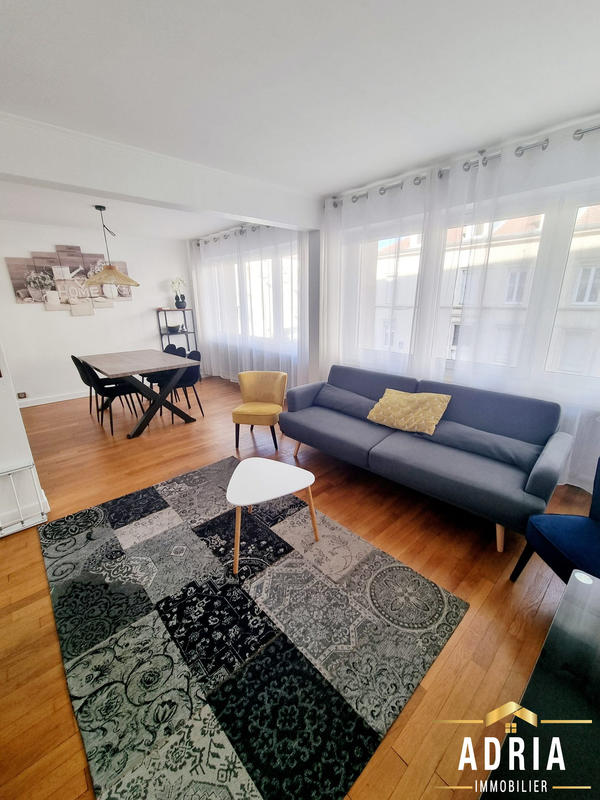 Appartement - 95 m² - 5 pièces
