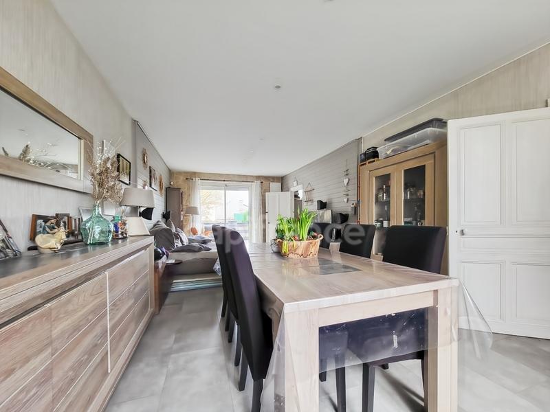 Maison - 161 m² - 6 pièces