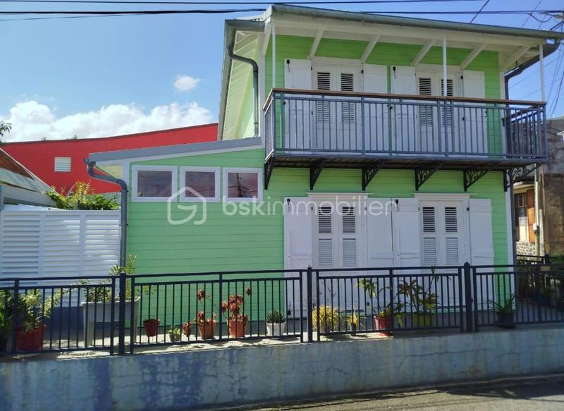 Maison traditionnelle - 83 m² - 3 pièces