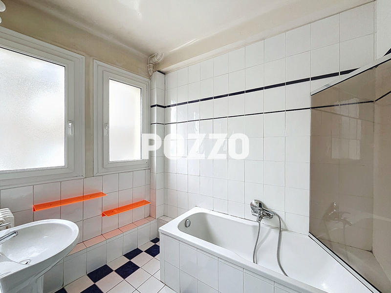 Appartement - 121 m² - 5 pièces