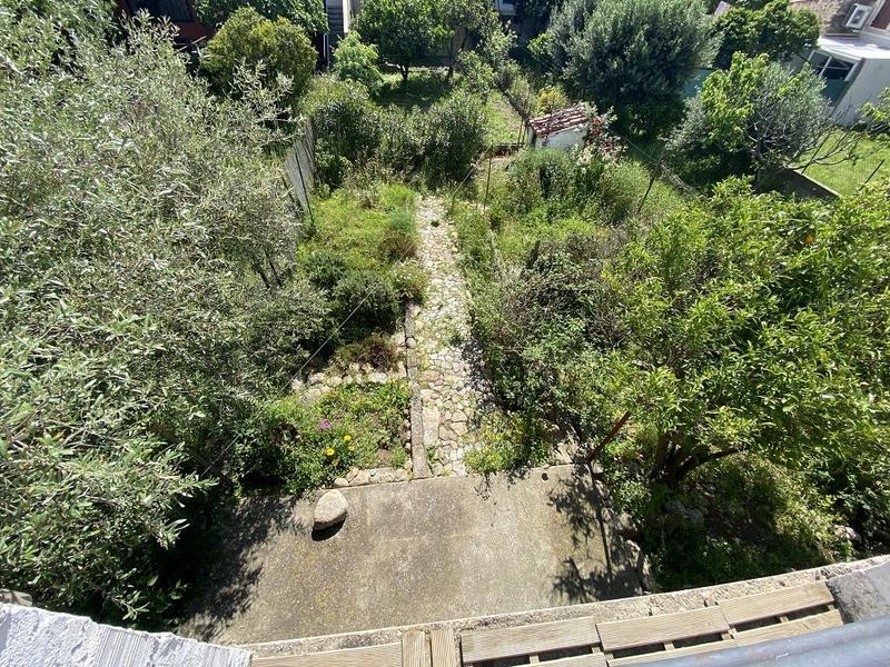 Maison - 94 m² - 6 pièces