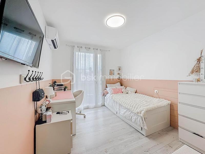 Appartement - 82 m² - 4 pièces