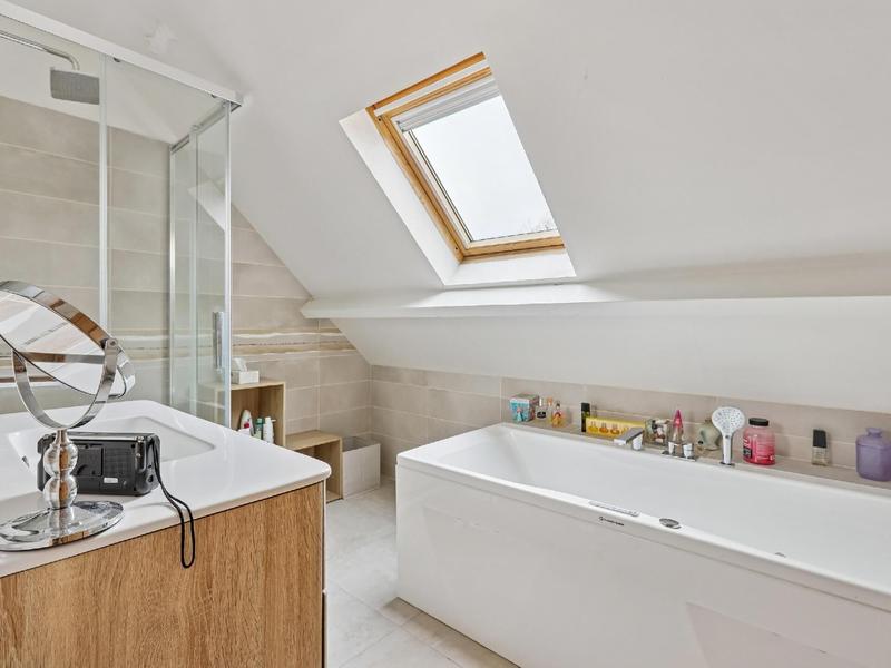 Maison - 119 m² - 6 pièces