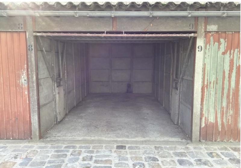 Parking / Garage - 10 m²
