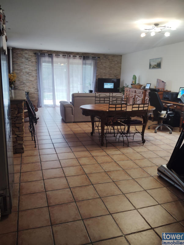 Maison de village - 137 m² - 7 pièces