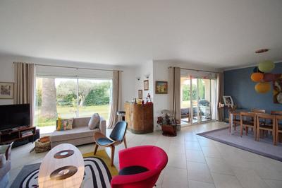 Villa - 183 m² - 6 pièces