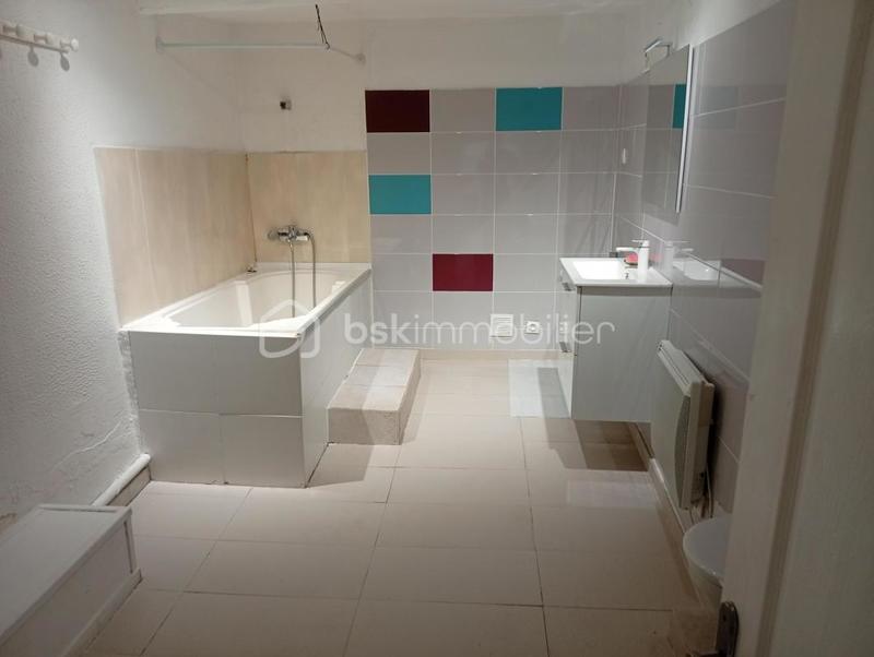 Maison de village - 67 m² - 3 pièces