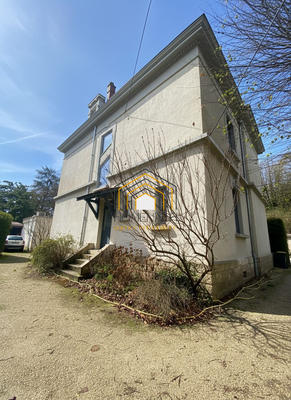 Villa - 203 m² - 8 pièces