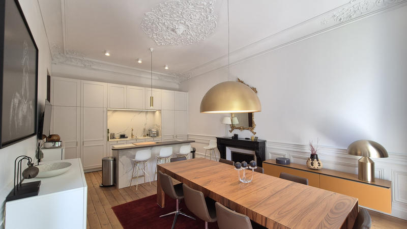 Appartement - 164 m² - 5 pièces