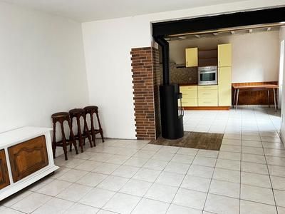 Maison - 97 m² - 6 pièces