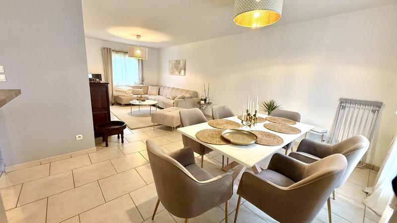 Maison - 100 m² - 5 pièces