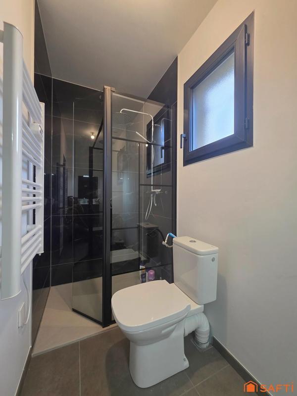 Maison - 97 m² - 5 pièces