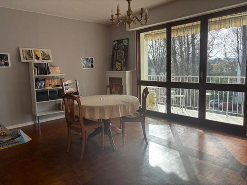 Appartement - 95 m² - 5 pièces