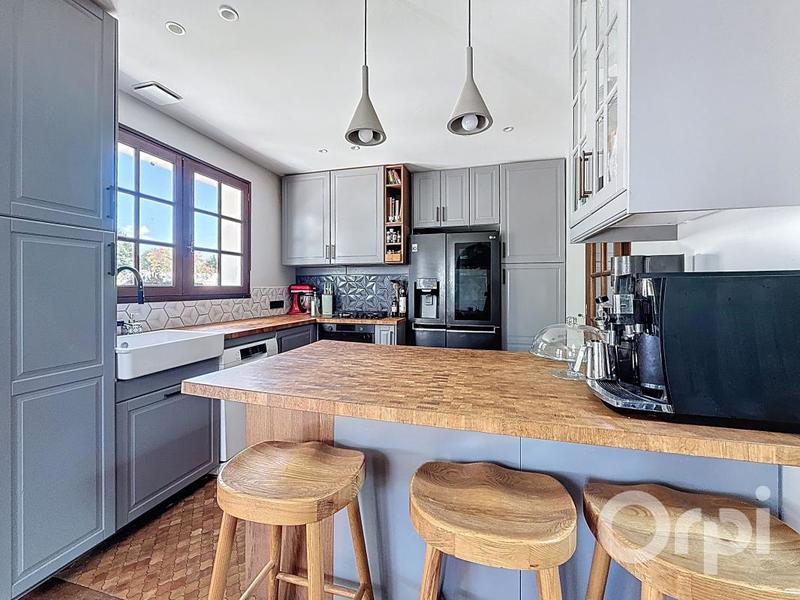 Maison - 141 m² - 4 pièces