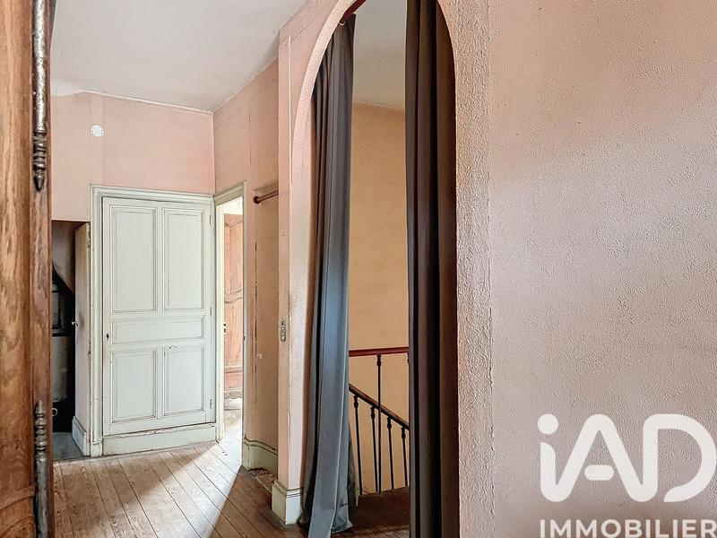 Maison de village - 240 m² - 17 pièces