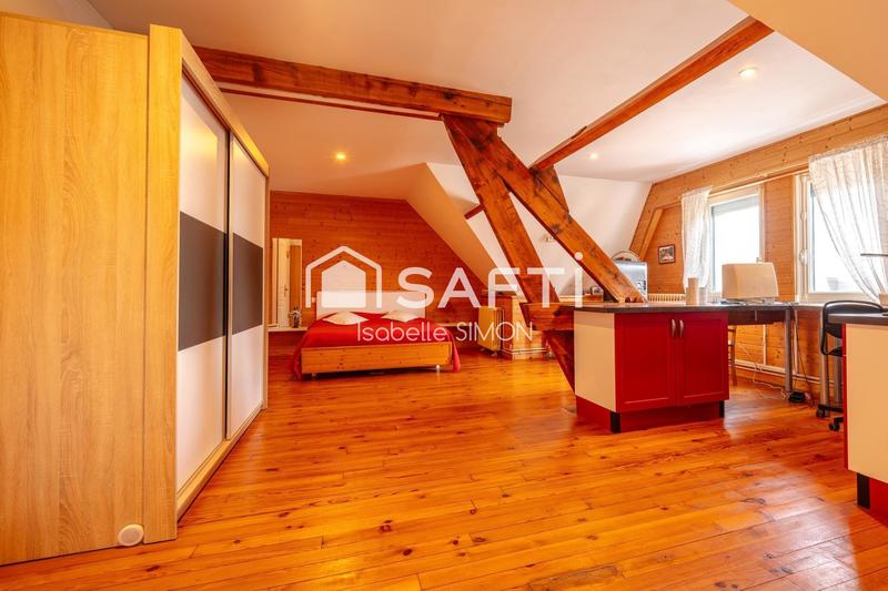 Maison - 302 m² - 8 pièces