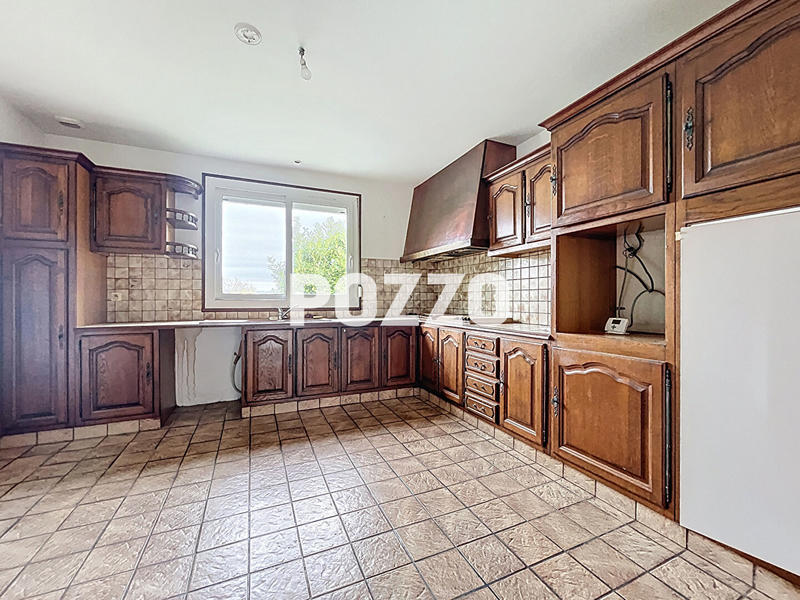 Maison - 97 m² - 6 pièces