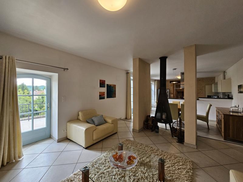 Maison traditionnelle - 140 m² - 5 pièces