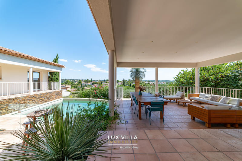 Villa - 180 m² - 7 pièces