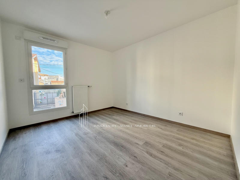 Appartement - 90 m² - 4 pièces