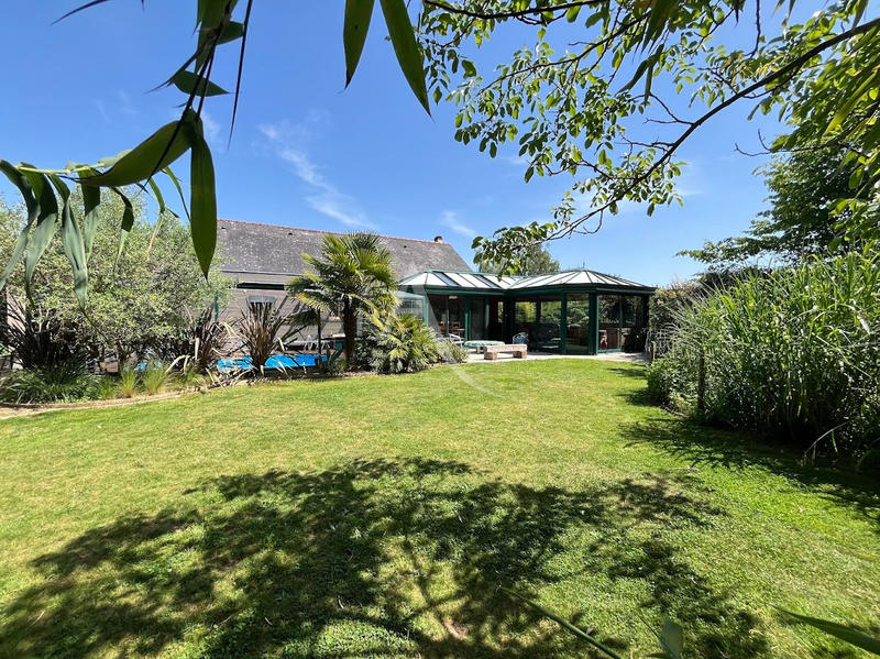 Maison - 180 m² - 5 pièces