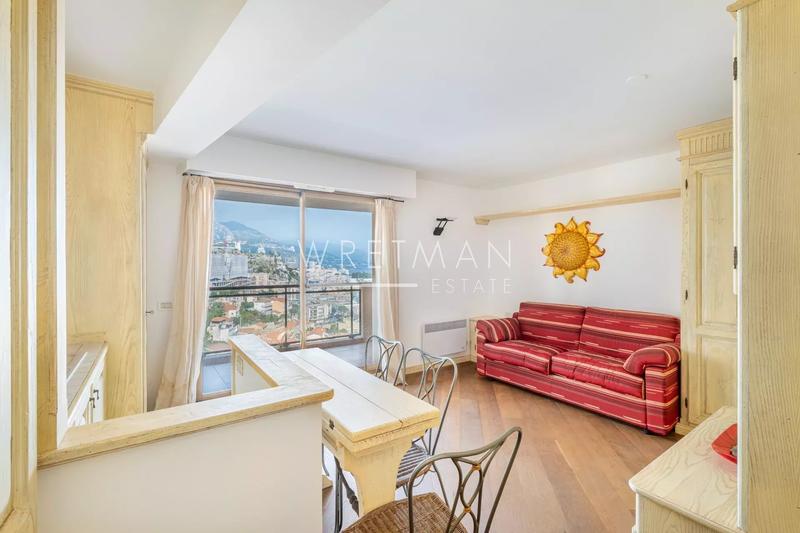 Appartement - 144 m² - 6 pièces