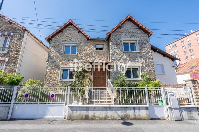 Maison - 104 m² - 5 pièces