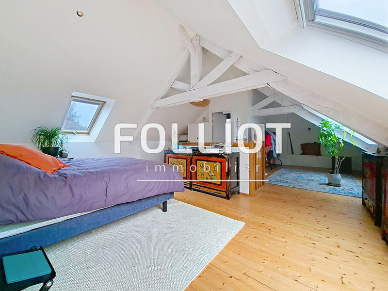 Maison - 248 m² - 7 pièces