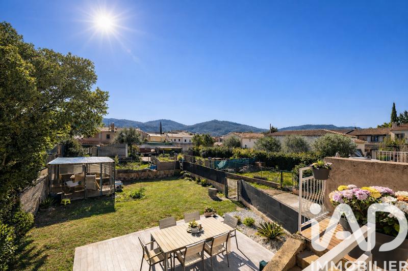 Appartement - 105 m² - 4 pièces