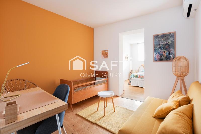 Maison - 241 m² - 10 pièces