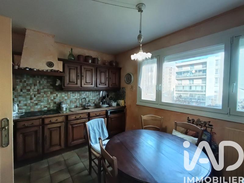 Appartement - 89 m² - 3 pièces