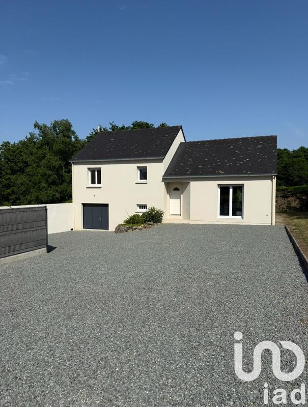 Maison - 93 m² - 5 pièces