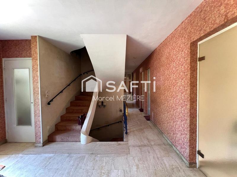 Maison - 200 m² - 8 pièces