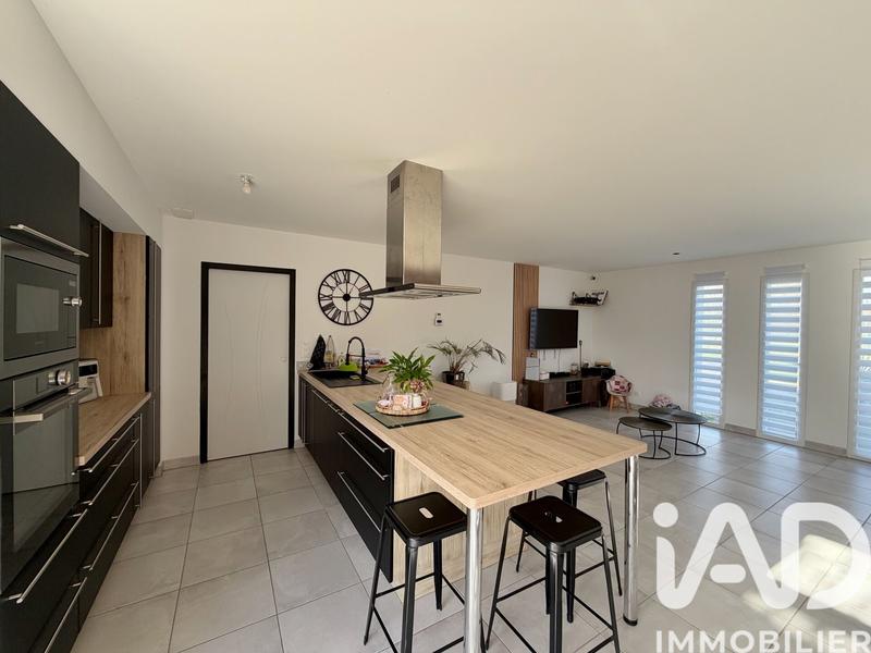 Maison - 111 m² - 5 pièces