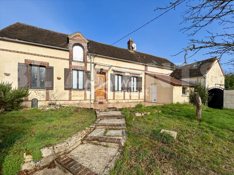 Maison - 90 m² - 3 pièces