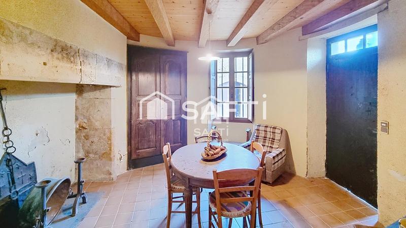 Maison - 185 m² - 10 pièces