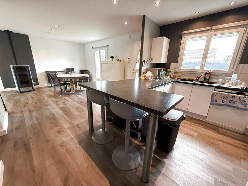 Maison - 177 m² - 6 pièces