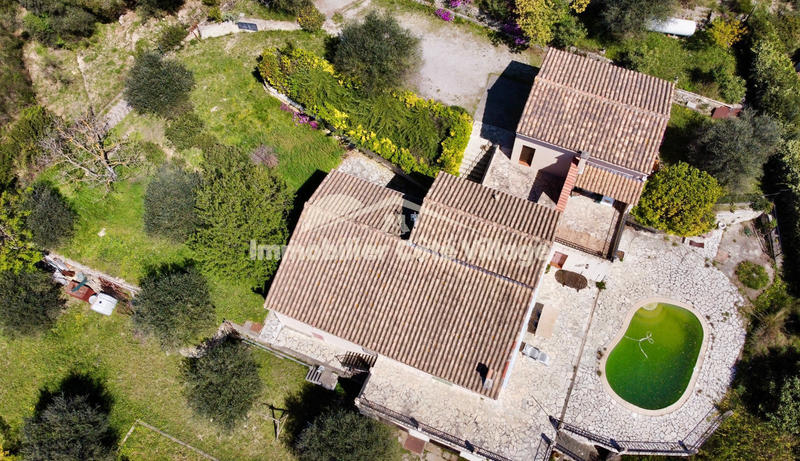 Villa - 103 m² - 4 pièces