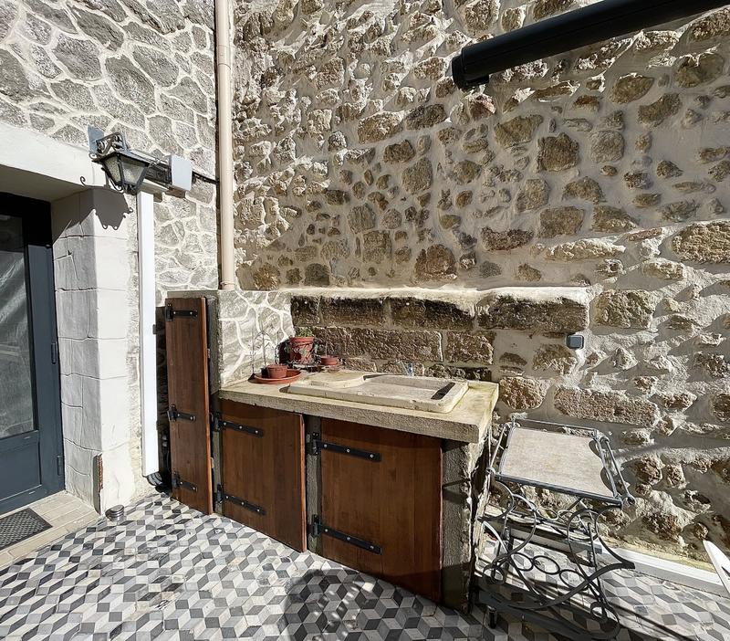 Maison - 209 m² - 8 pièces