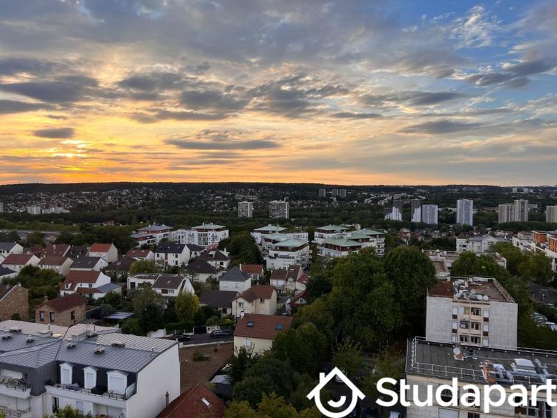 Chambre - 11 m² - 1 pièce